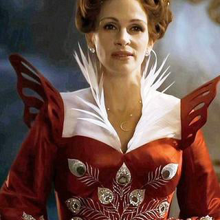 Julia Roberts in Mirror Mirror 2011
