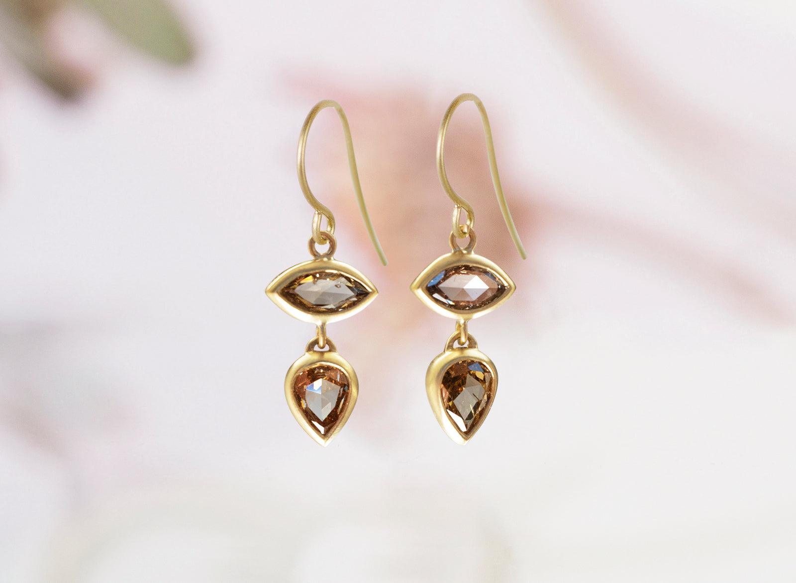 Me&Ro 10k フープ ピアス ミーアンドロー K10 フラット フープピアス ミディアム | XOZ 10金ピアス – XOZ