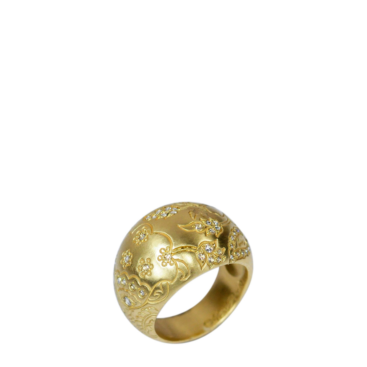 18K Gold Engraved Paisley Dome Ring with Diamonds